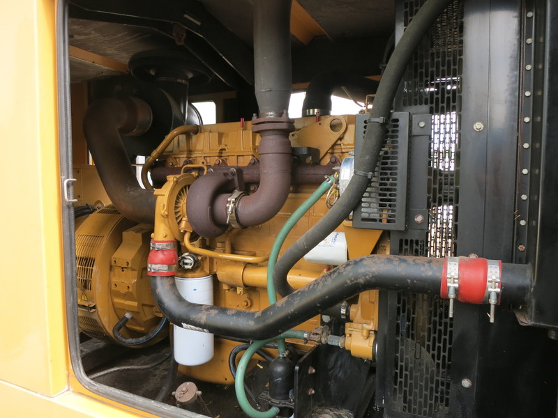 Used Caterpillar D200P4 Diesel Generator