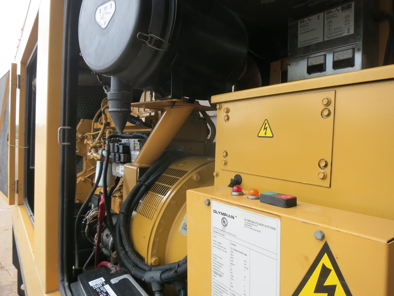 Used Caterpillar D200P4 Diesel Generator
