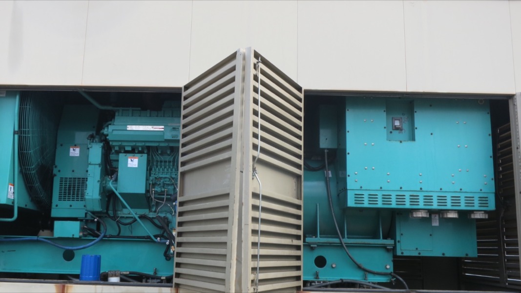 Used Cummins 750DFHA Diesel Generator, 410 Hrs