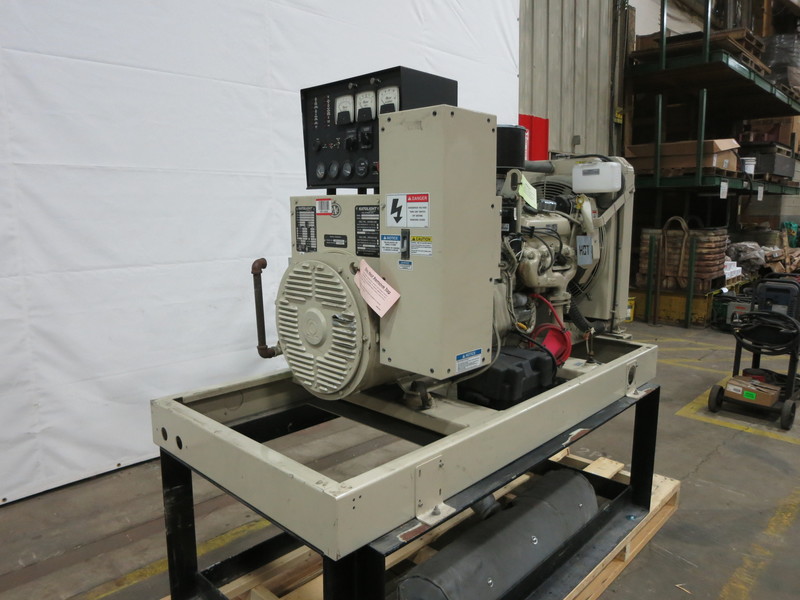 Used Katolight NL30FGG4 Natural Gas Generator, 0 Hrs