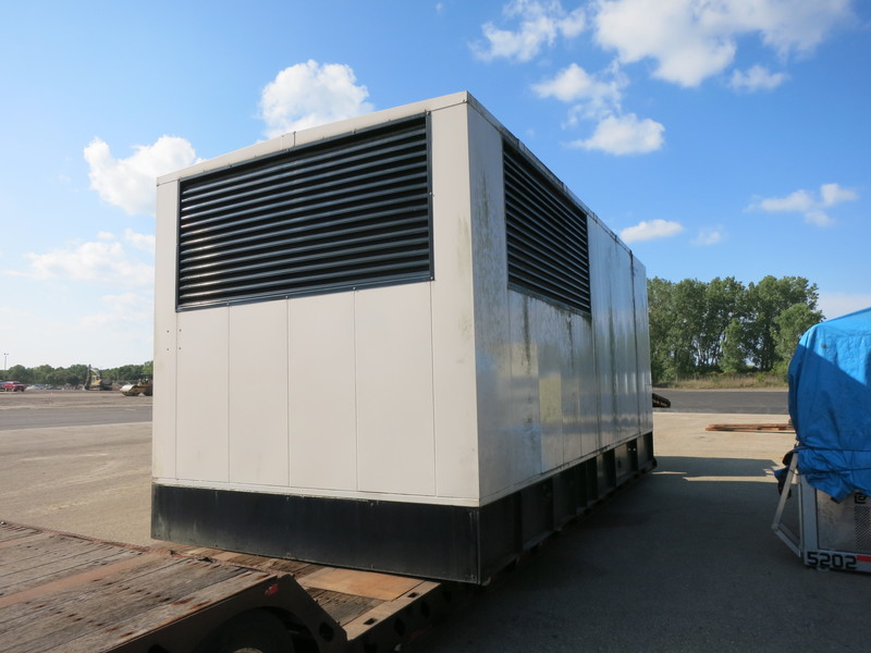 Used Cummins 750DFHA Diesel Generator, 678 Hrs