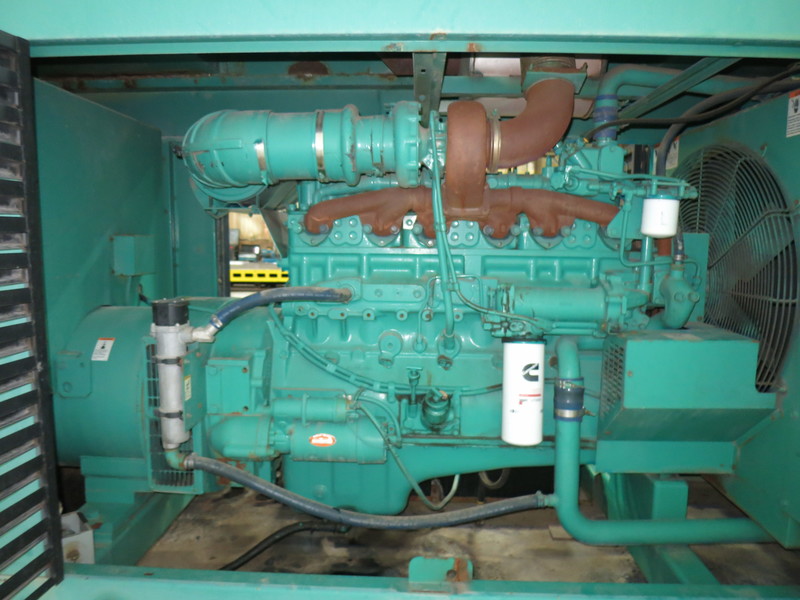 Used Cummins 200DFBC Diesel Generator, 566 Hrs