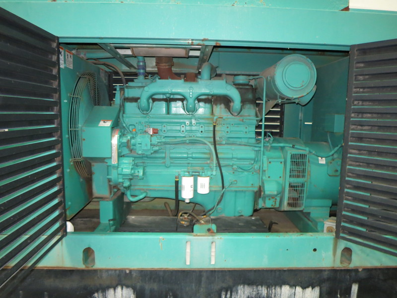 Used Cummins 200DFBC Diesel Generator, 566 Hrs