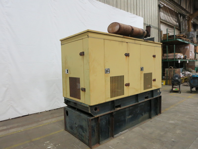 Used Caterpillar 3208 Diesel Generator, 667 Hrs