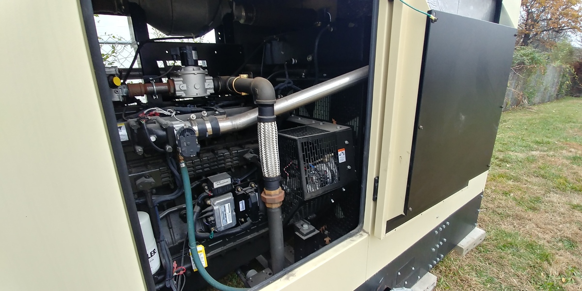Used Kohler 200REXZB Natural Gas Generator, Low Hrs