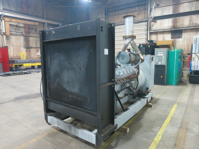 Used Detroit Diesel 600DS4 Diesel Generator, 420 Hrs