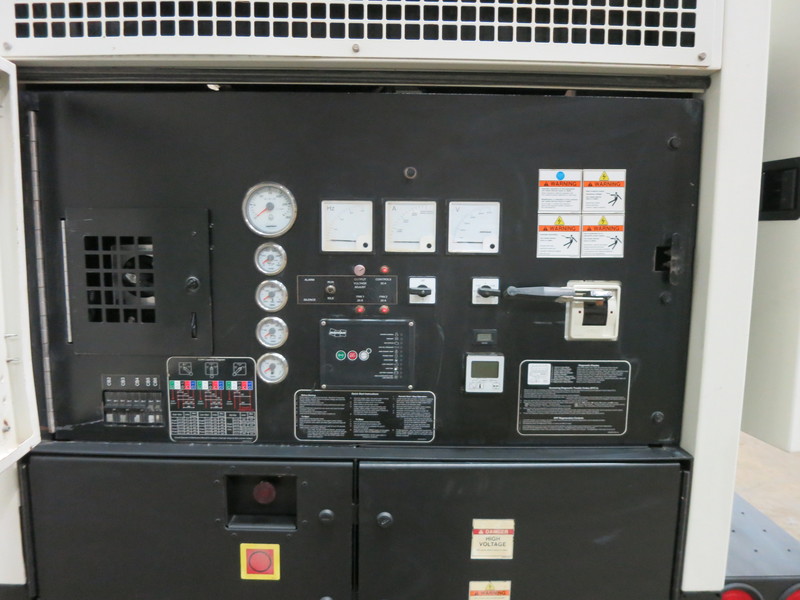 Used Doosan / Cummins G240 Rental Grade Diesel Generator, 5006 Hrs