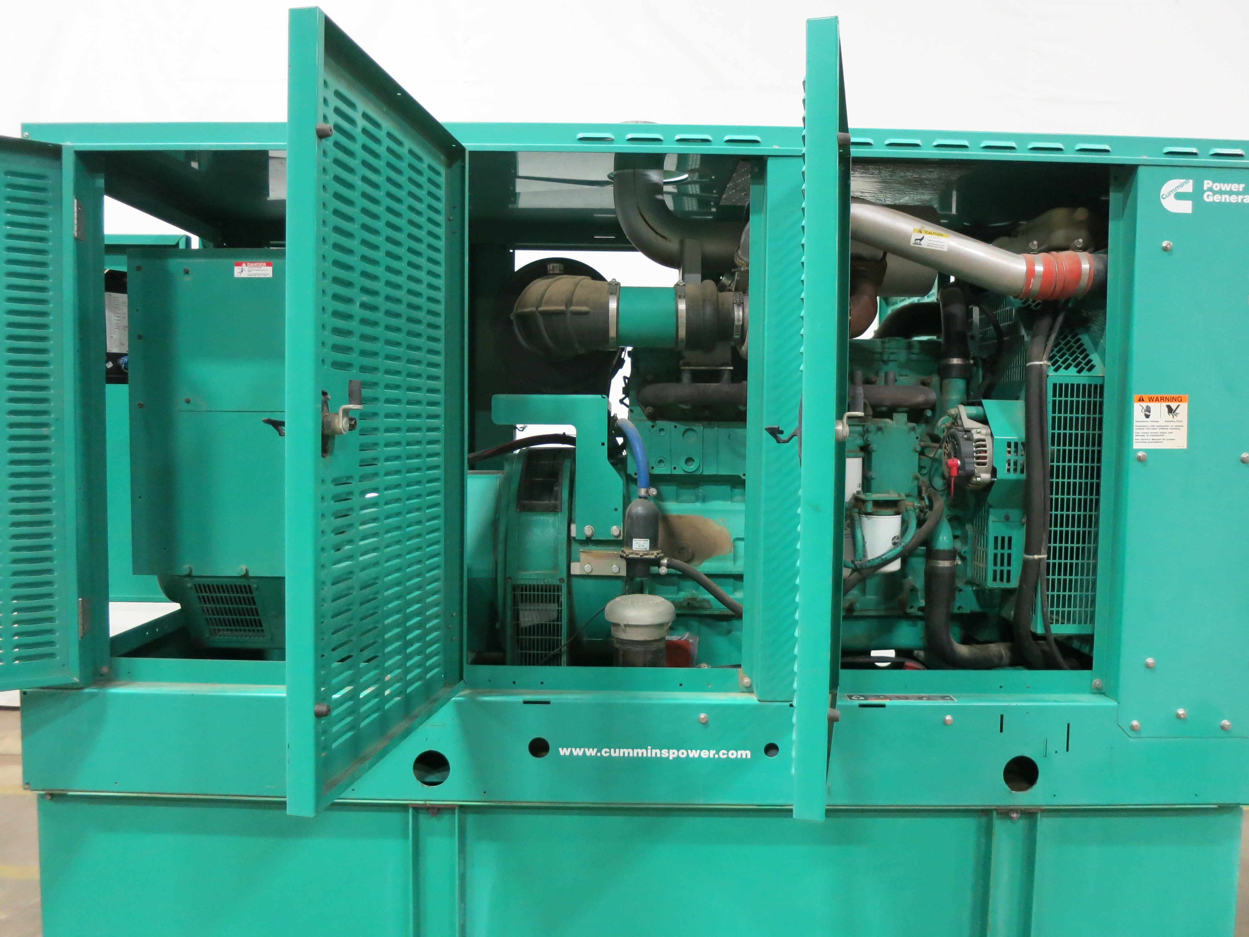 けんページ Used Cummins DSHAC Diesel Generator | 265 Hrs | EPA Tier 3 | 200