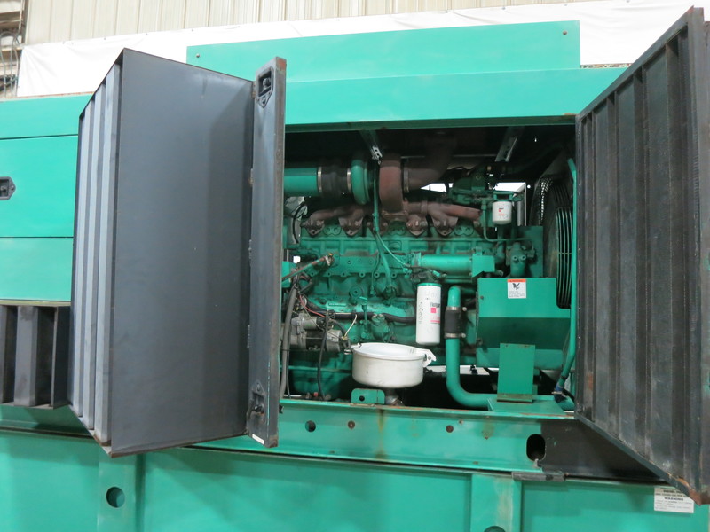 Used Cummins 350DFCC Diesel Generator, 786 Hrs