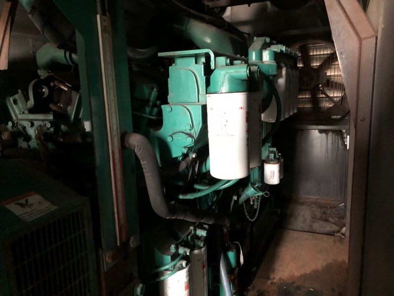 Used Cummins 750DFHA Rental Grade Diesel Generator, 2987 Hrs