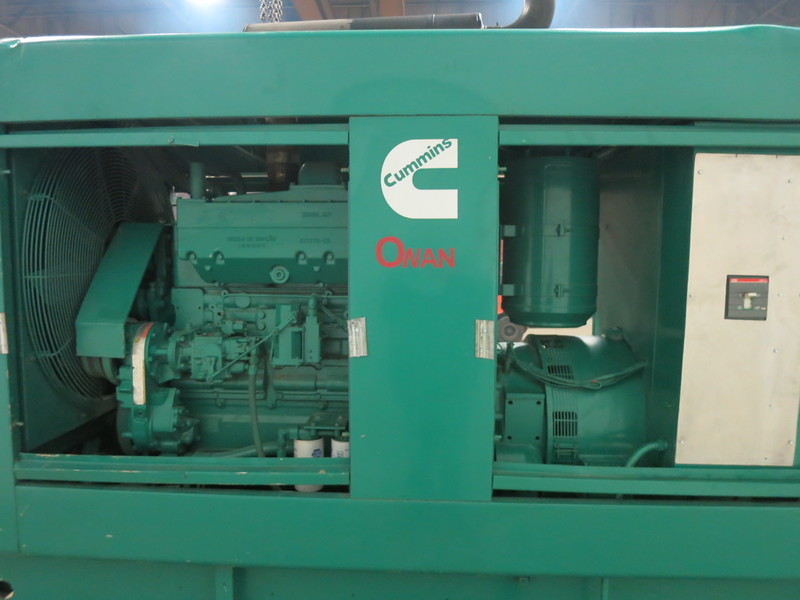 Used Cummins 250 ODFM Diesel Generator, 862 Hrs