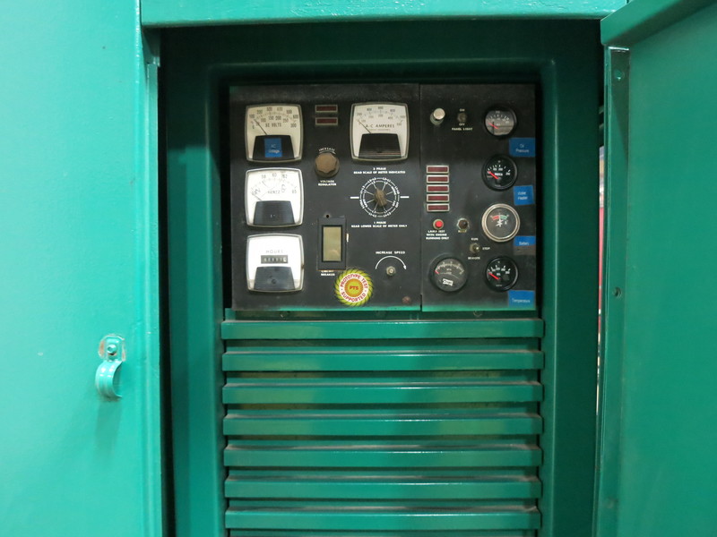 Used Cummins 250 ODFM Diesel Generator, 862 Hrs