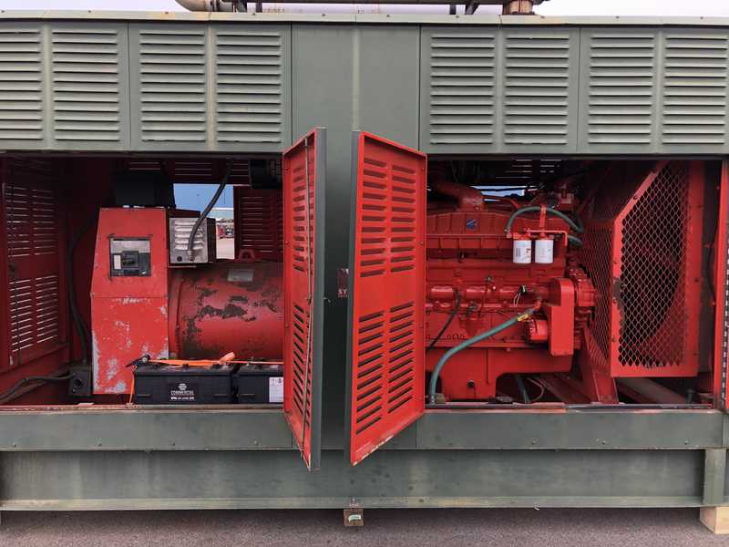 Used Cummins 600 kW Diesel Generator, 38 Hrs