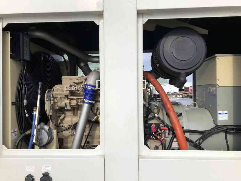 Used Doosan / Cummins G290 Rental Grade Diesel Generator 5283 Hrs EPA Tier 3