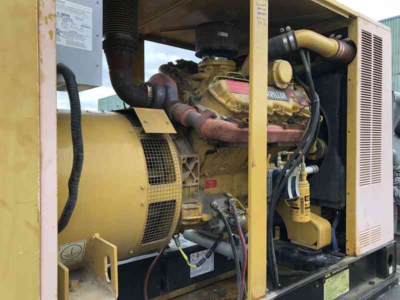 Used Caterpillar 3208 Diesel Generator, 1331 Hrs