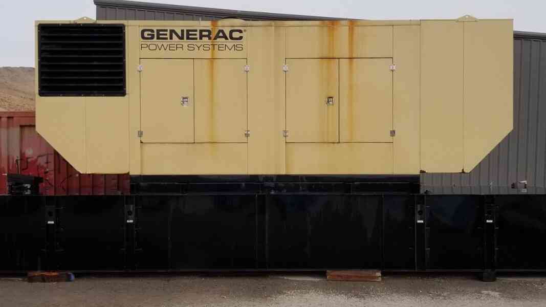 Used Generac MD0600 Paralleling Diesel Generator, 247 Hrs