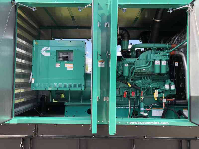 New Cummins DQFAD QST30-G5 NR2 Diesel Generator, EPA Tier 2