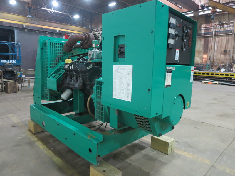 Used Cummins GGHC Natural Gas / Propane Generator, 194 Hrs