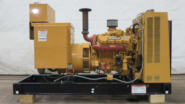 Used Caterpillar 3208 Diesel Generator, 380 Hrs