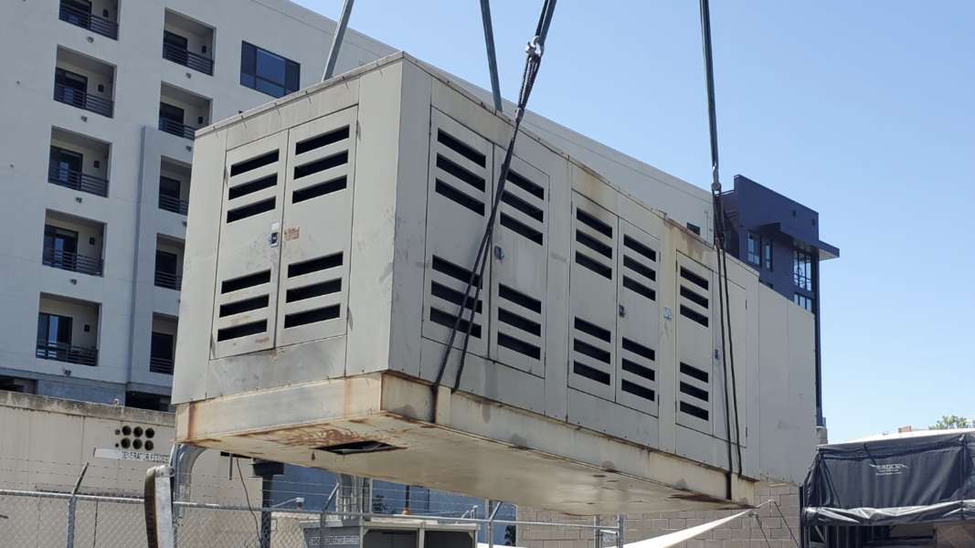 Used Cummins KTA50-G3 Diesel Generator, 124 Hrs