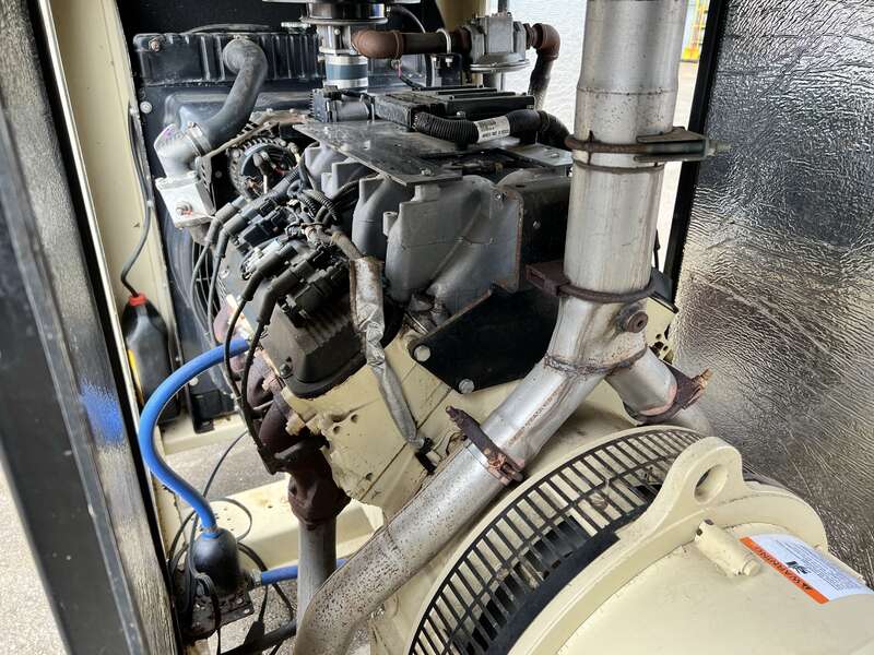 Used Kohler 80RZG Natural Gas/Propane Generator, 959 Hrs Single Phase