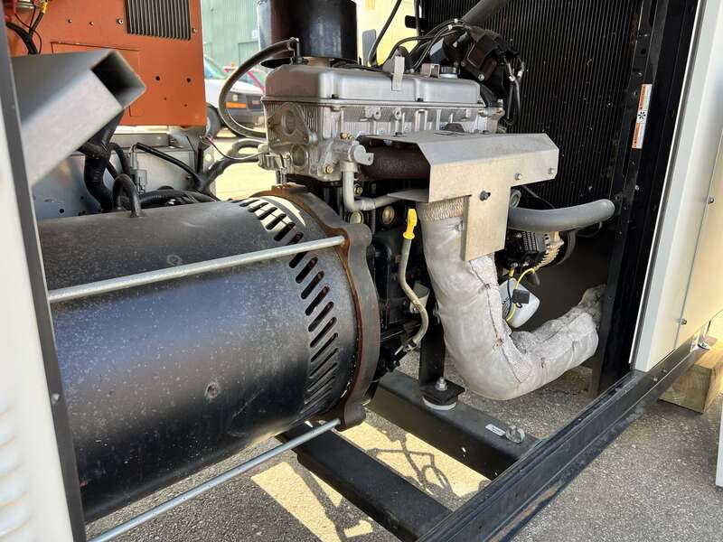 Used Generac QT45 Natural Gas / Propane Generator, 79 Hrs EPA Certified