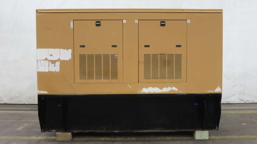 Used Caterpillar D200P1 Diesel Generator, 134 Hrs
