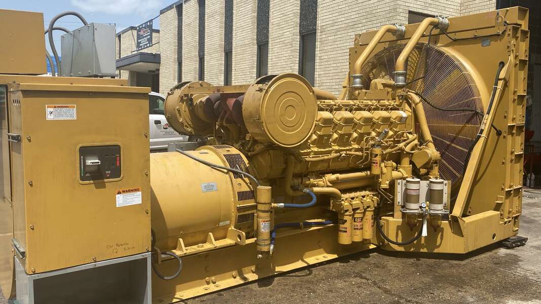 Used Caterpillar 3512 Diesel Generator, 513 Hrs