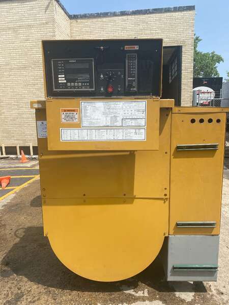 Used Caterpillar 3512 Diesel Generator, 513 Hrs