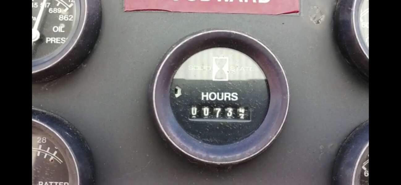 Used Cummins 500 kW VTA28-G1 Diesel Generator, 734 Hrs