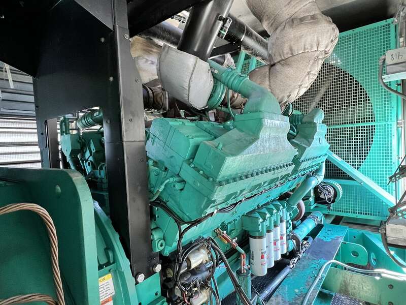 Used Cummins DQKC QSK60-G6 Diesel Generator 613 Hrs 13800V