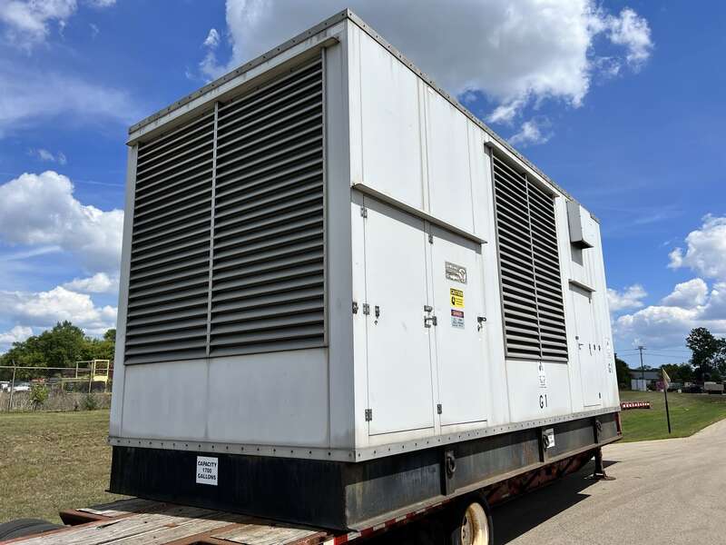 Used Cummins DQKC QSK60-G6 Diesel Generator 613 Hrs 13800V
