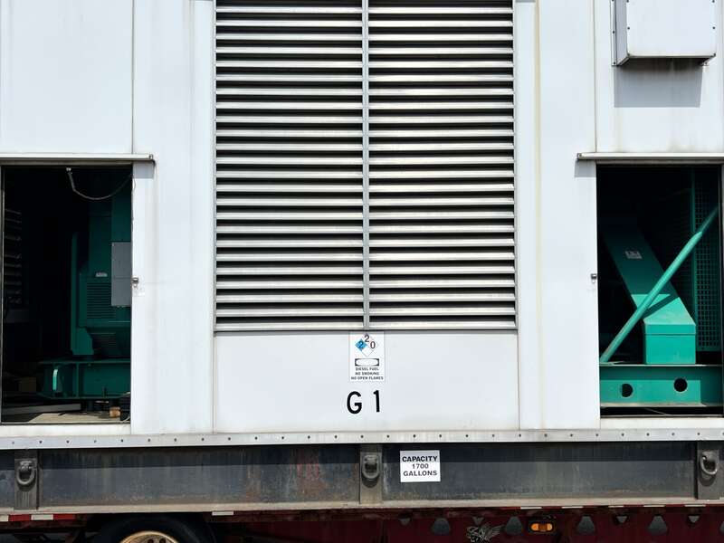 Used Cummins DQKC QSK60-G6 Diesel Generator 613 Hrs 13800V