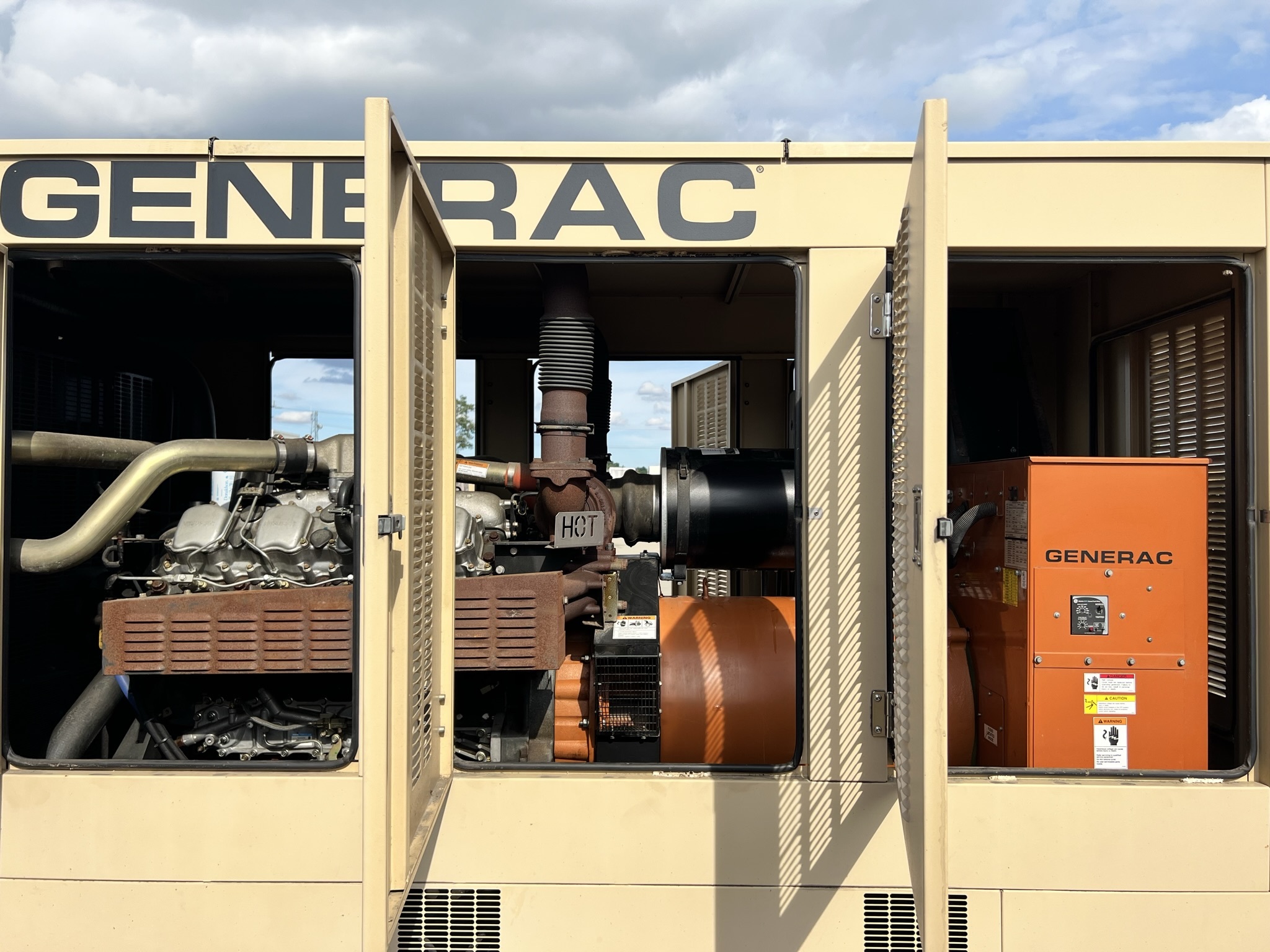Used Generac Mitsubishi 8DC9 Diesel Generator | 58 Hrs | 350 Used Generac Mitsubishi 8DC9 Diesel Generator | 58 Hrs | 350