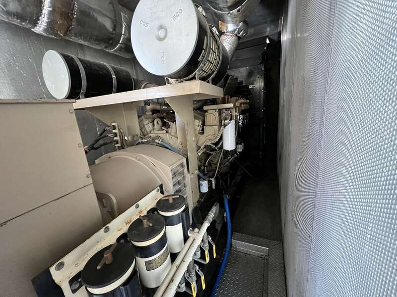 Used Cummins Rental Grade Diesel Generator  907 Hrs
