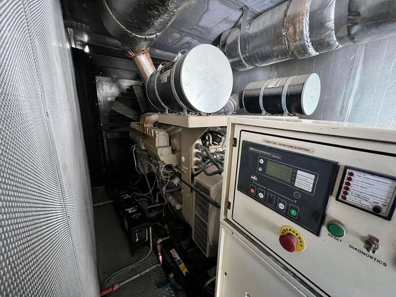Used Cummins Rental Grade Diesel Generator  907 Hrs