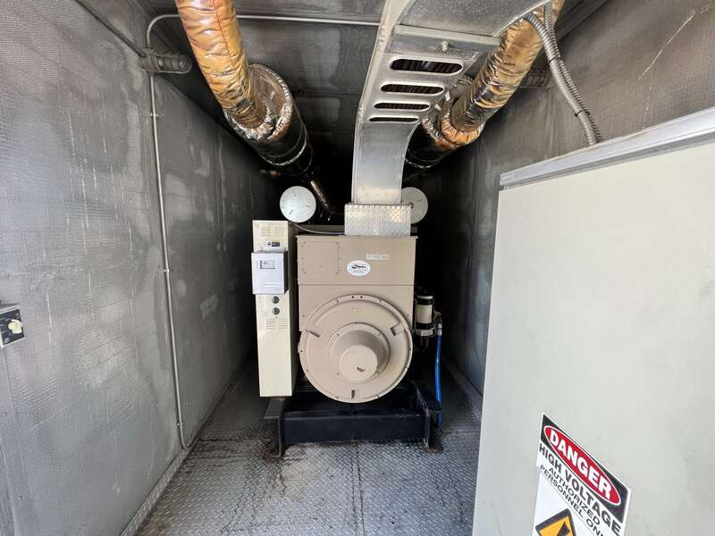 Used Cummins Rental Grade Diesel Generator  907 Hrs