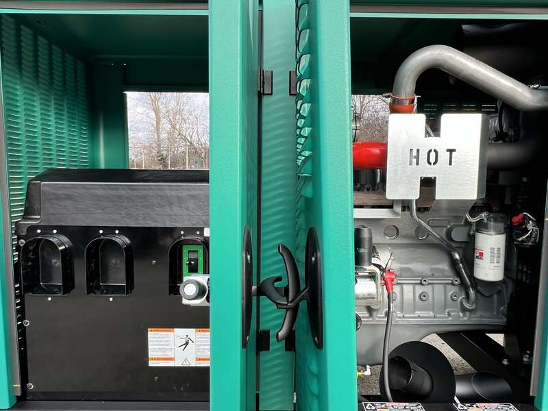 New Cummins C100N6 QSJ8.9G Natural Gas / Propane Generator, EPA Certified 1 or 3 Phase