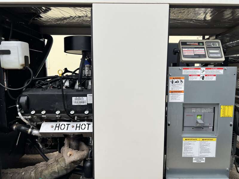 Used Generac QT150 Natural Gas / Propane Generator, 116 Hrs, EPA Certified