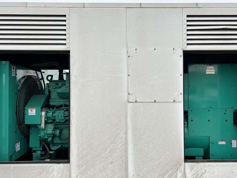 Used Cummins DQBB Portable Diesel Generator, 202 Hrs