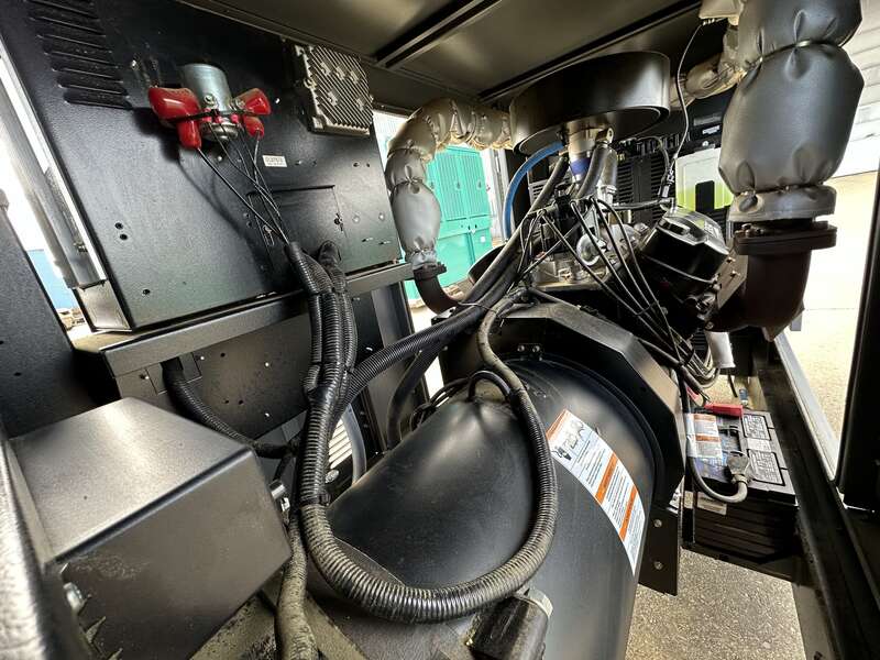 Used Generac SG0100 Natural Gas / Propane Generator 94 Hrs EPA Certified