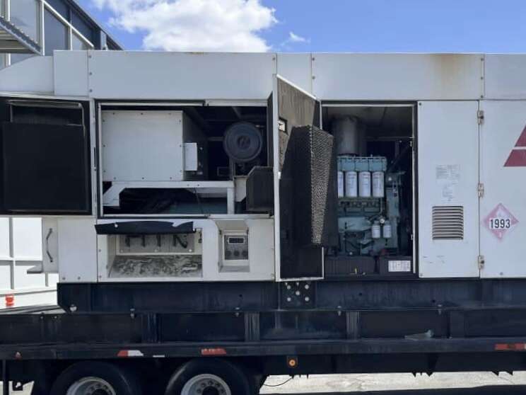 Used Multiquip DCA-800SSK Diesel Generator, 8668 Hrs