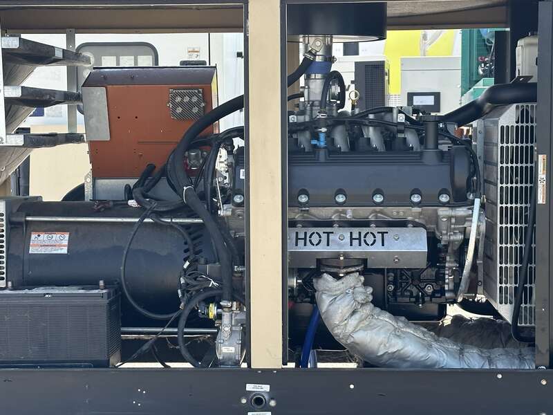 Used Generac QT070 Natural Gas Propane Generator, 423 Hrs