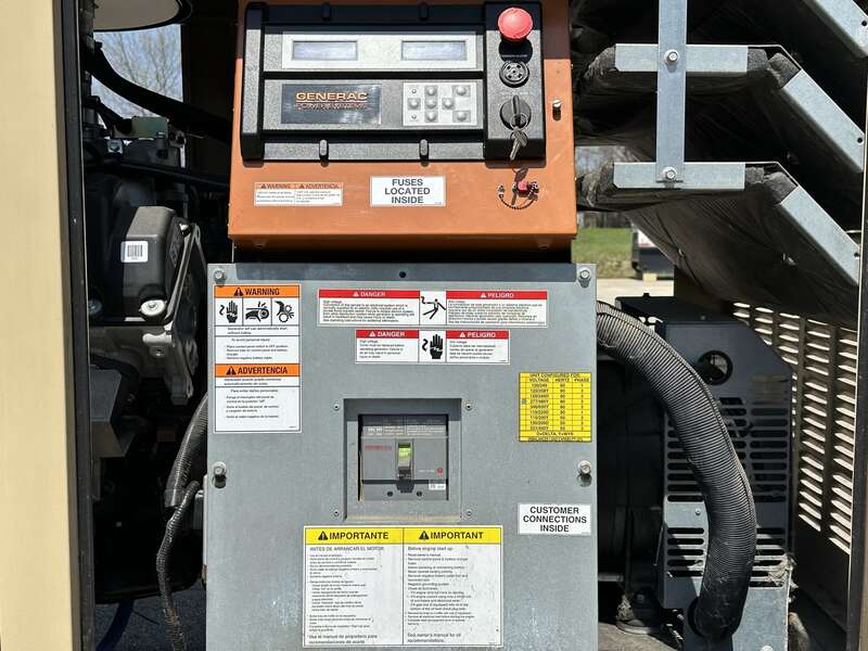 Used Generac QT070 Natural Gas Propane Generator, 423 Hrs