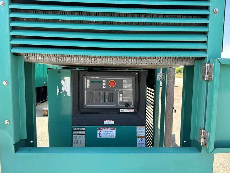 Used Cummins GGLB Natural Gas / Propane Generator, 207 Hrs