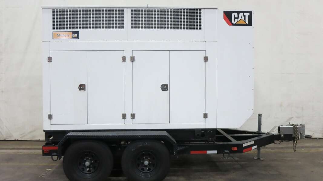 Used Caterpillar / Olympian G150LG2 Natural Gas / Propane Generator, 192 Hrs, EPA Certified Single Phase