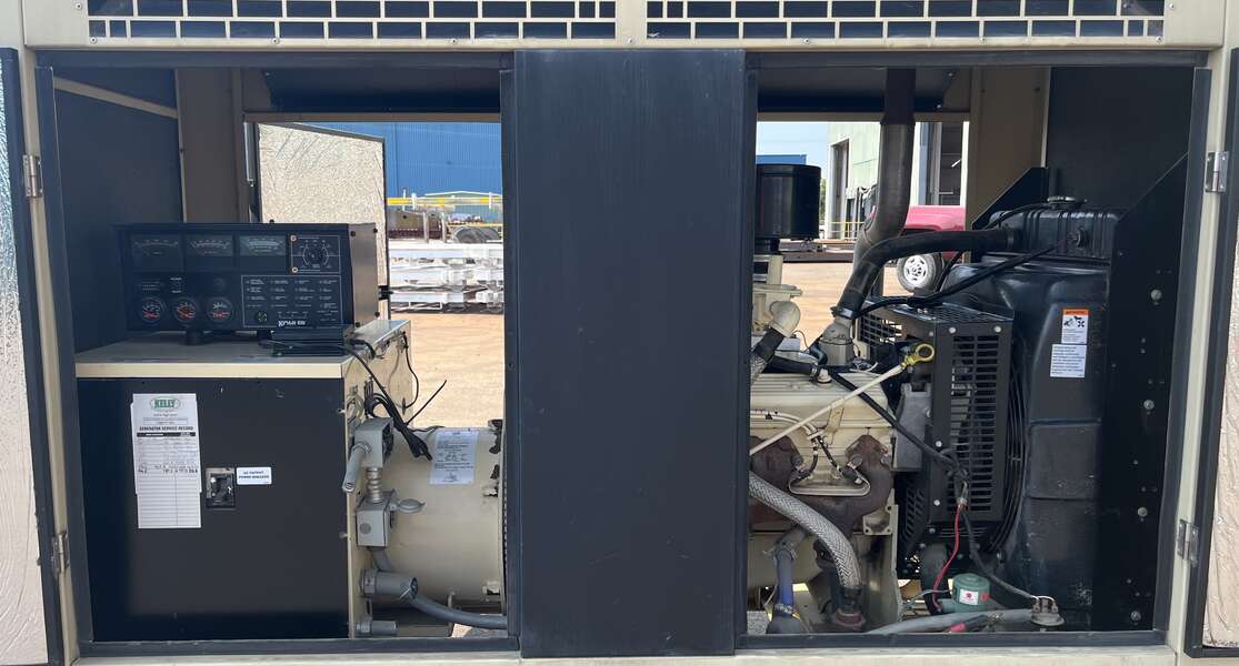 Used Kohler 60REZG Natural Gas / Propane Generator, 556 Hrs