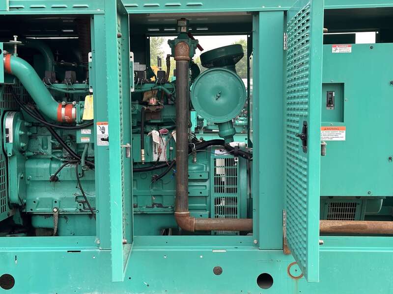 Used Cummins GGKB Natural Gas Generator, 561 Hrs