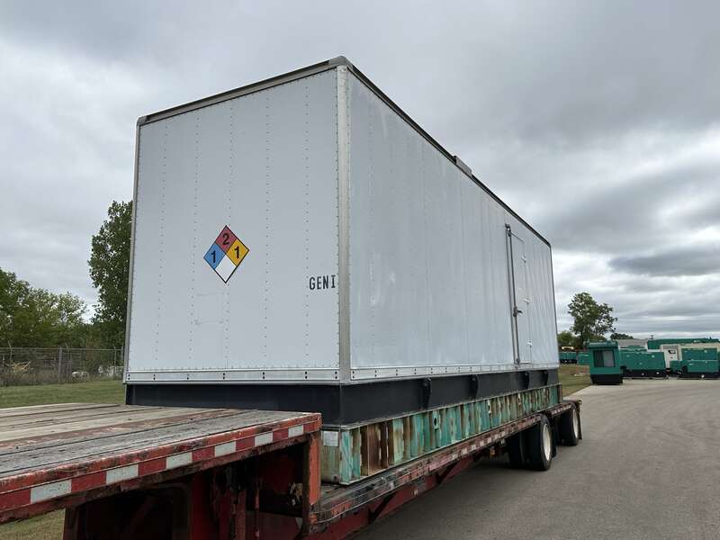 Used Cummins DFGB VTA28-G5 Diesel Generator, 2077 Hrs