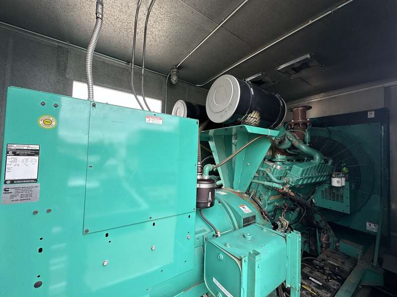 Used Cummins DFGB VTA28-G5 Diesel Generator, 2077 Hrs